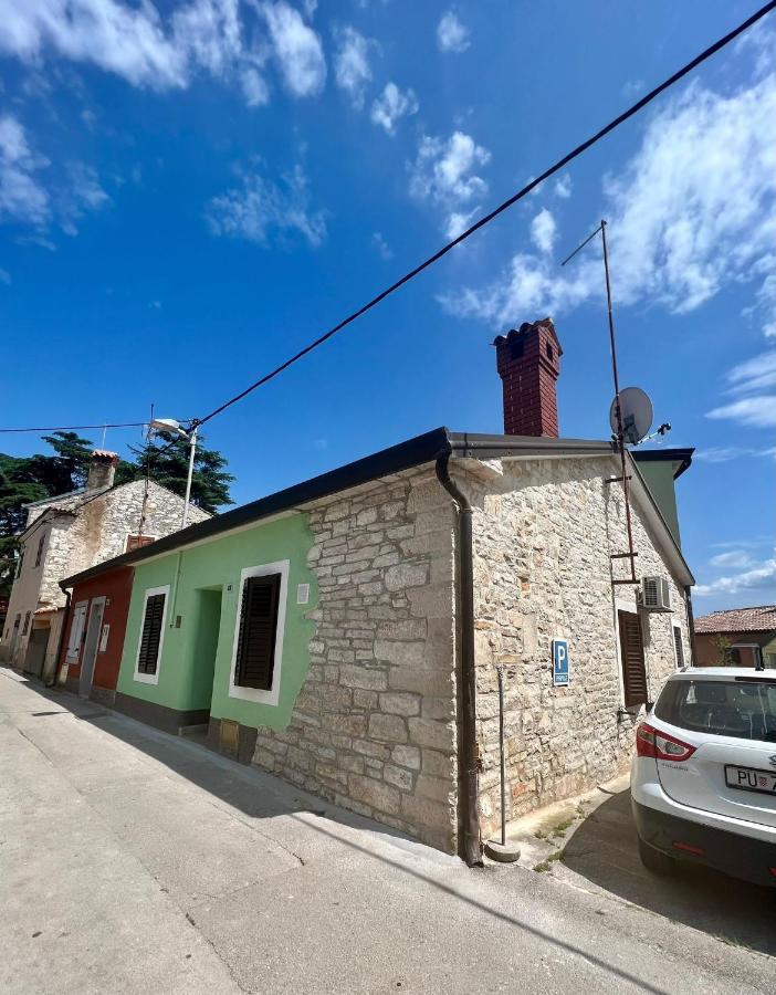 The Green House - 20M From The Beach Novigrad Istria Eksteriør billede